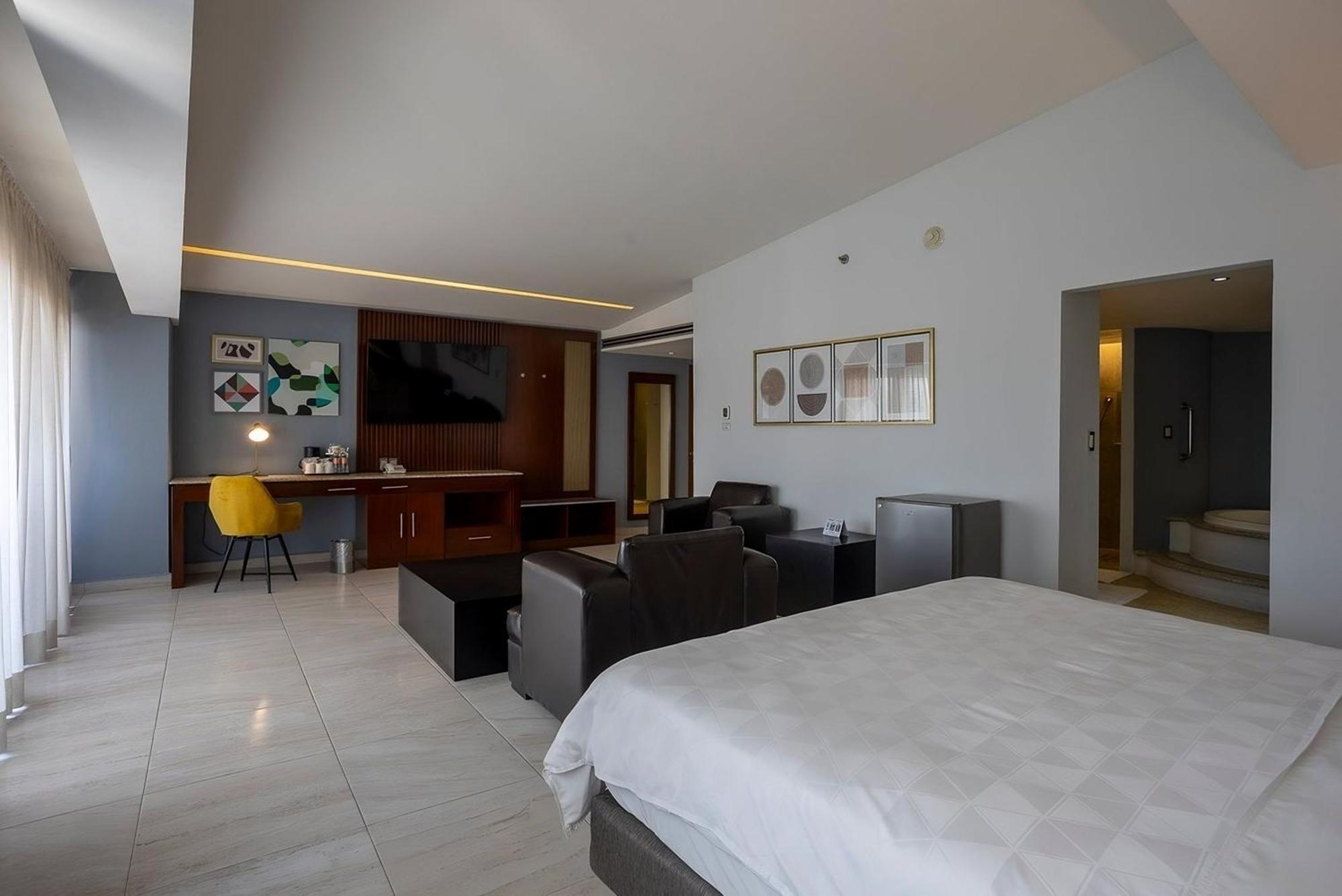 Holiday Inn Puebla Finsa By Ihg Kültér fotó